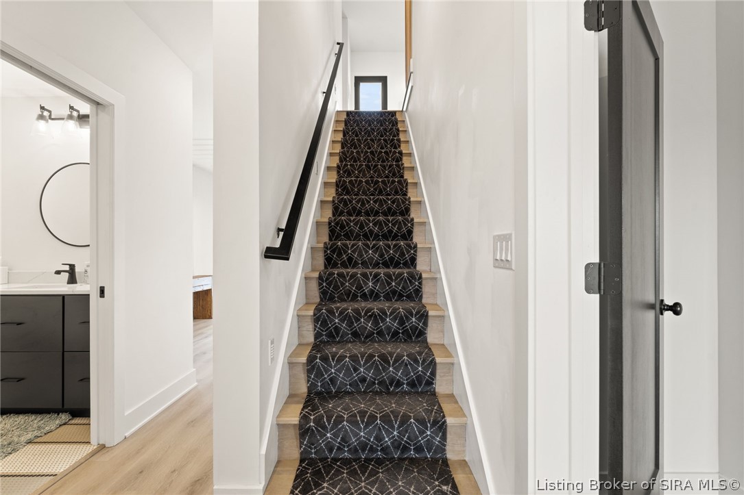 100 Howard Lane Property Photo 37