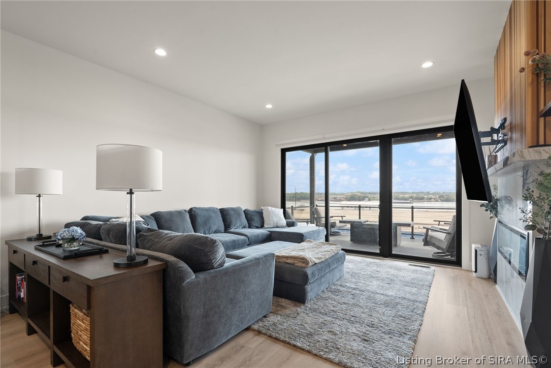 100 Howard Lane Property Photo 39