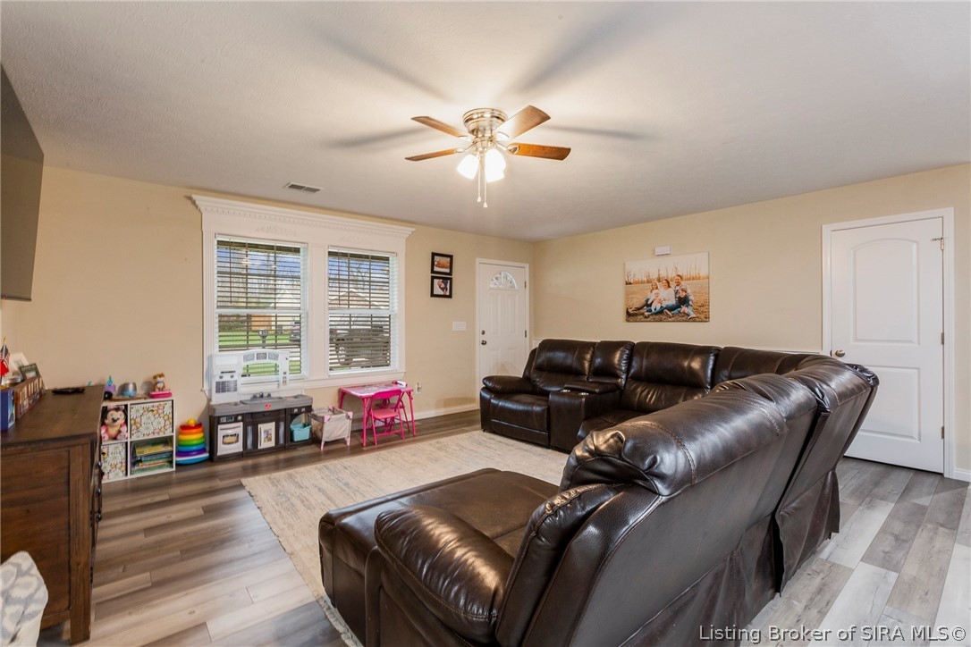 120 Parkside Drive Property Photo 6