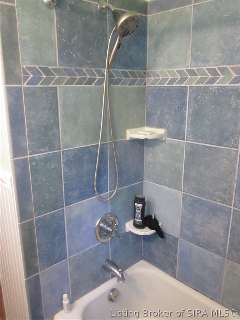 102 Maevi Drive Property Photo 23