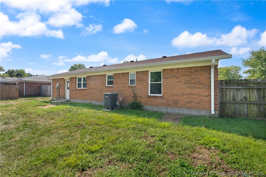 202 Whitsett Way Property Photo 7