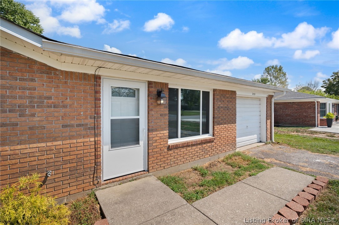 202 Whitsett Way Property Photo 8