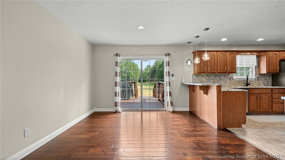 3279 E Lovers Lane Property Photo 11