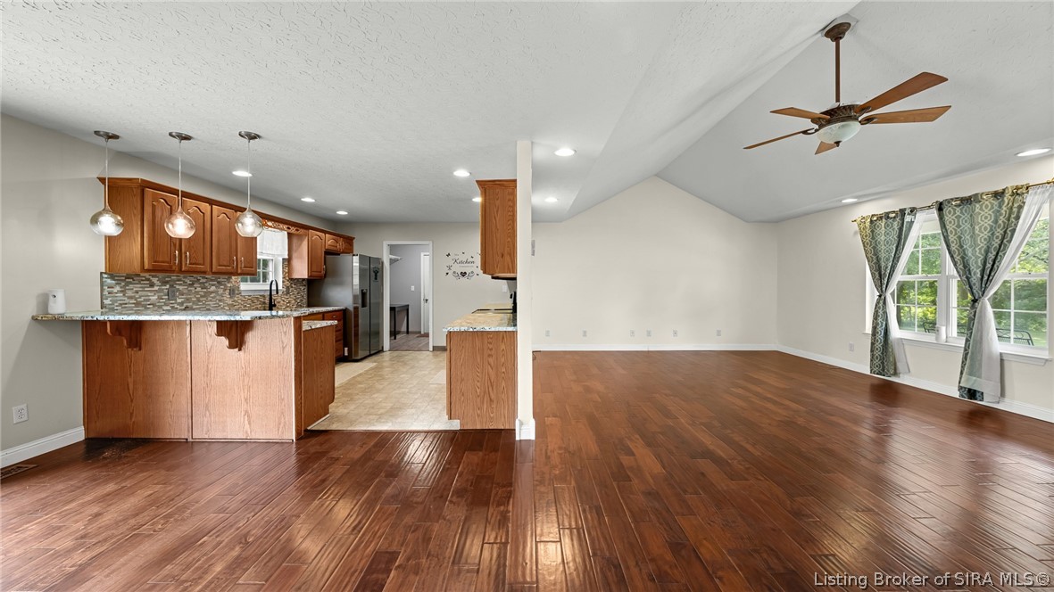 3279 E Lovers Lane Property Photo 19