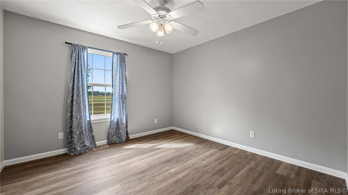 3279 E Lovers Lane Property Photo 29