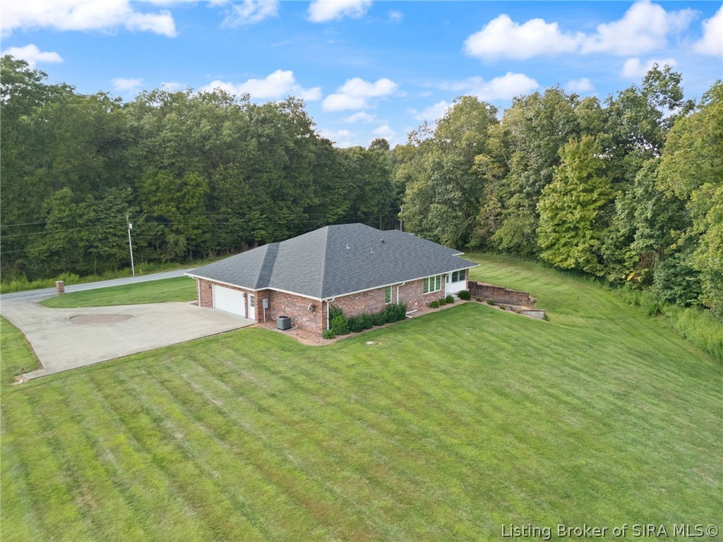 1052 Green Acres Drive Property Photo 4