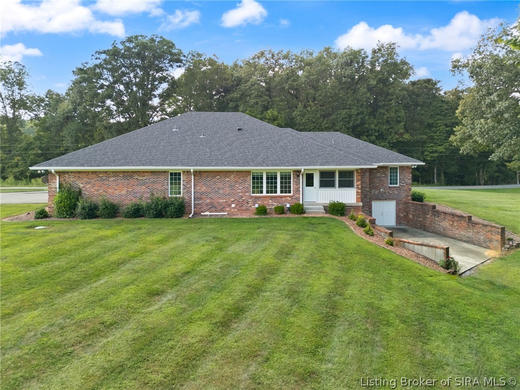 1052 Green Acres Drive Property Photo 5