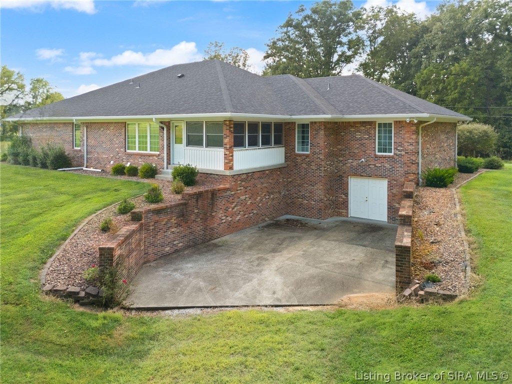 1052 Green Acres Drive Property Photo 6