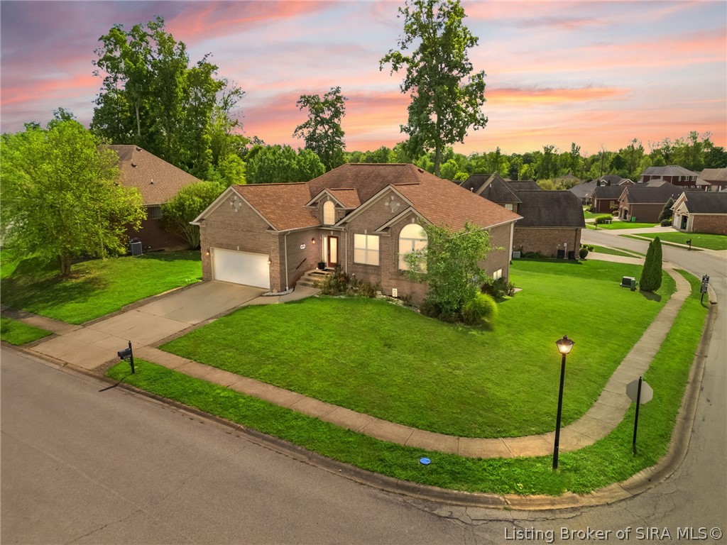 11530 Yorktown Boulevard Property Photo 3