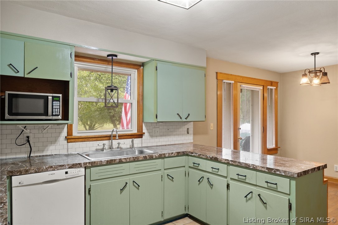 614 Lynn Road Property Photo 22