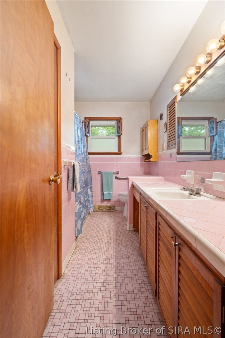 614 Lynn Road Property Photo 39