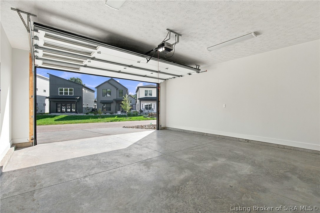 116 E Steel Avenue Property Photo 36