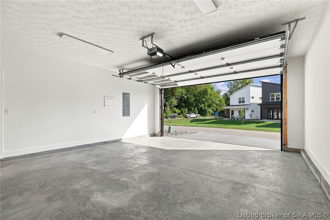 116 E Steel Avenue Property Photo 37