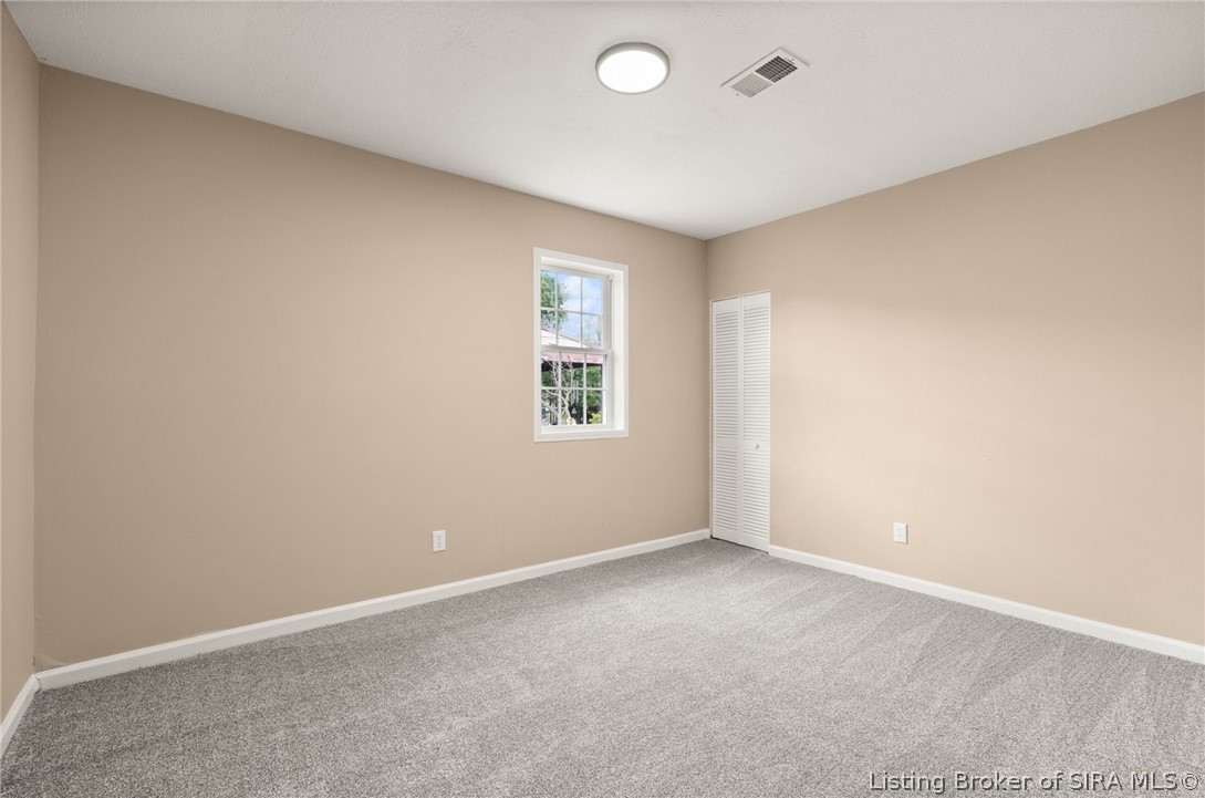 705 W 7th Street Property Photo 11
