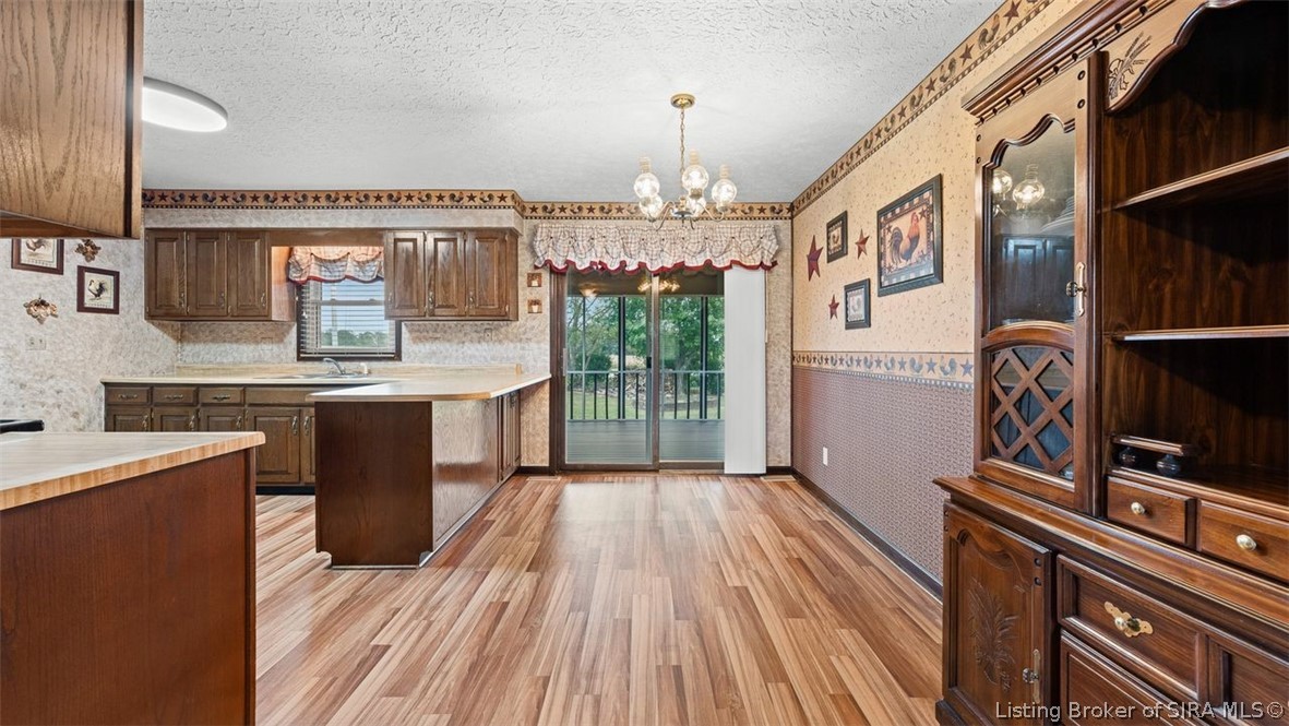 2100 W Quarry Road Property Photo 16