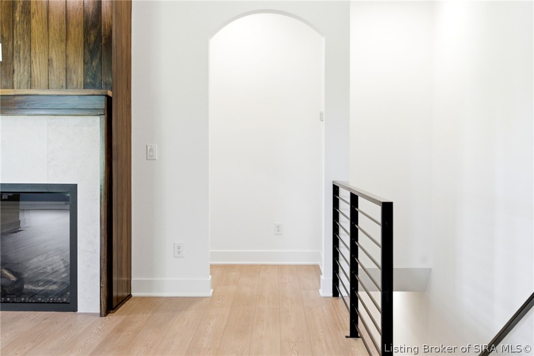 711 Lillian Way Property Photo 23