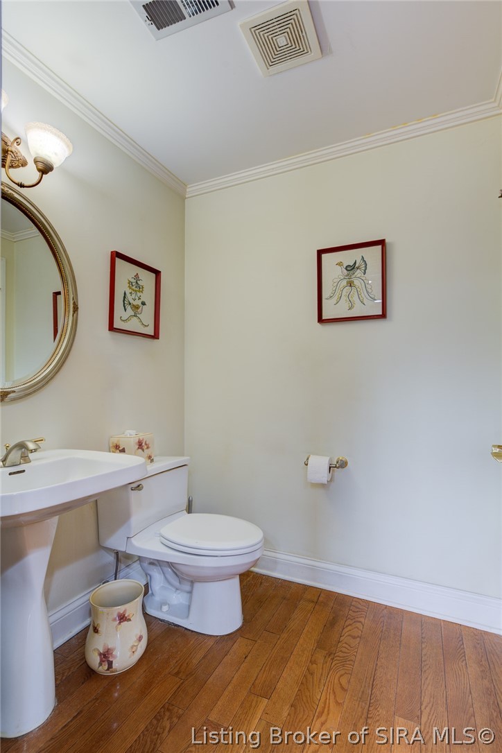 618 W Riverside Drive Property Photo 12