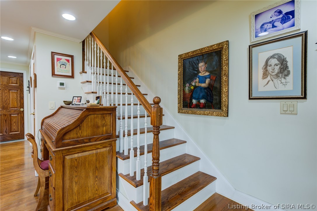 618 W Riverside Drive Property Photo 13