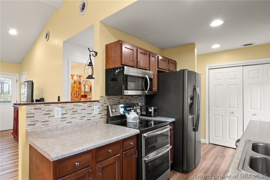 2810 Highway 150 Ne Property Photo 10