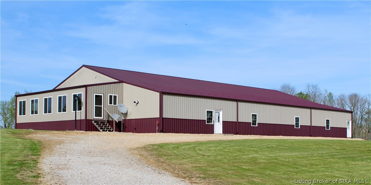 2075 Seavers Road Property Photo 1