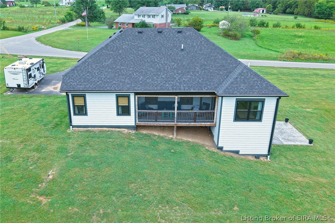 1870 N Sparks Ferry Road Property Photo 3