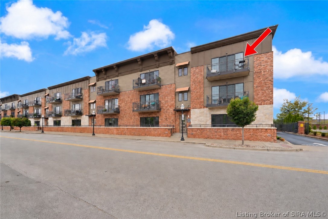 239 Mulberry Street Property Photo 1