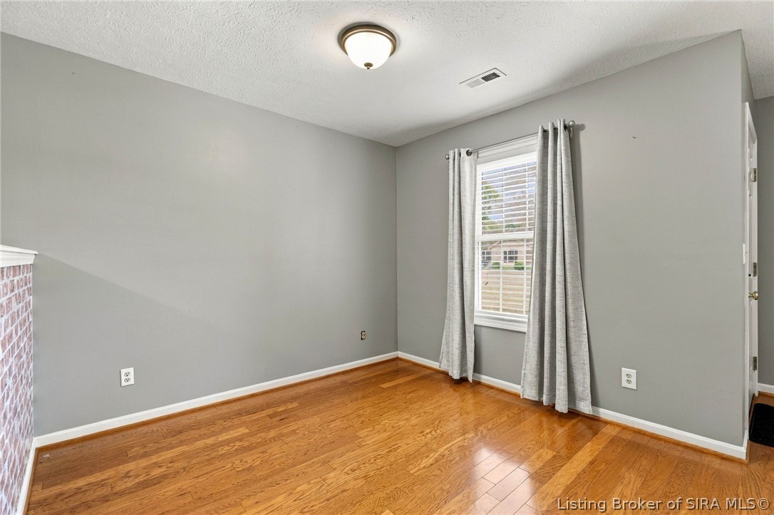 105 Burns Drive Property Photo 12