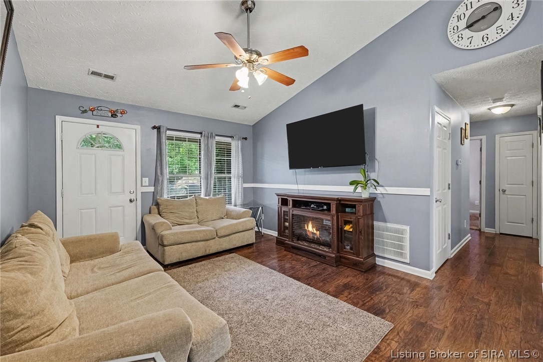 116 Stark Drive Property Photo 3