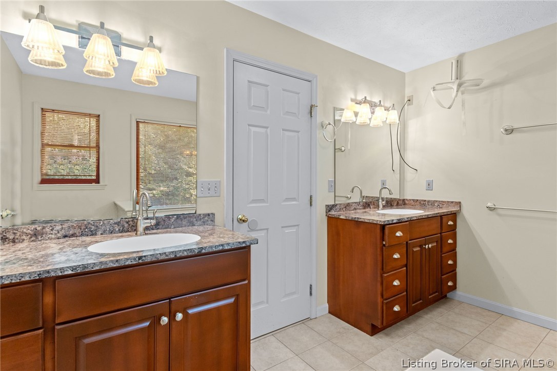 5315 Old Vincennes Road Property Photo 31