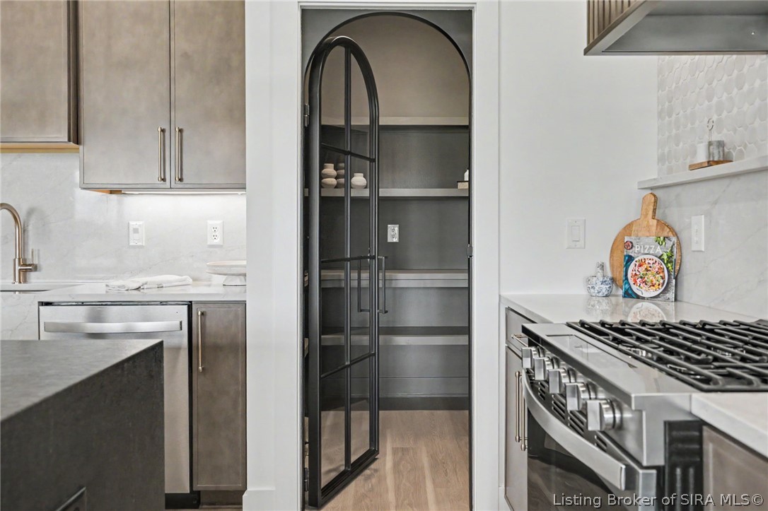 5119 Louis Lane Property Photo 14