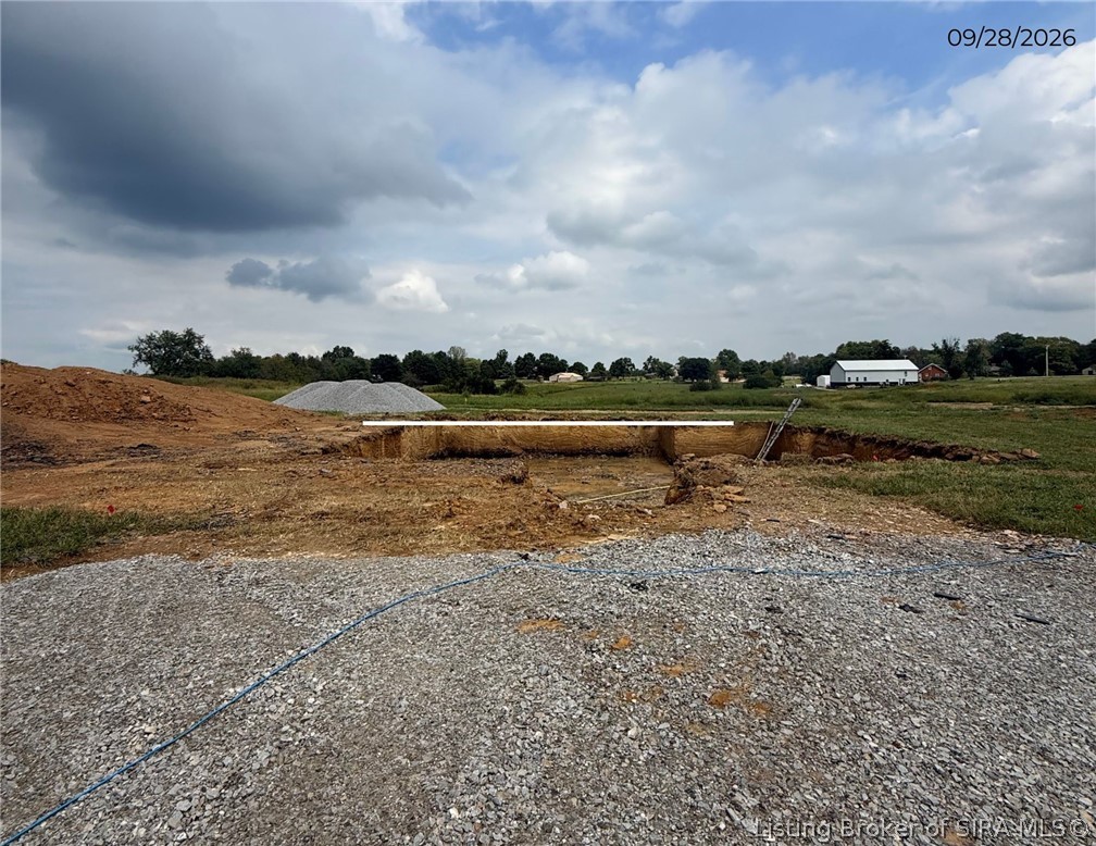 5112 Louis Lane Property Photo 2