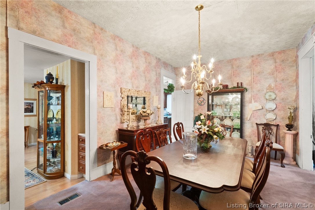 633 N Capitol Avenue Property Photo 21