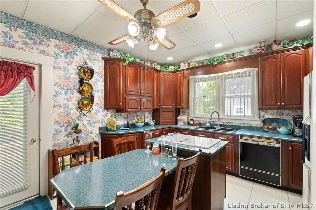 633 N Capitol Avenue Property Photo 22
