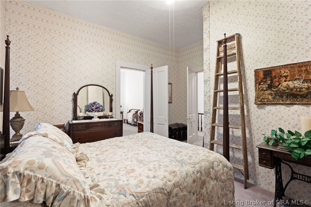 633 N Capitol Avenue Property Photo 41
