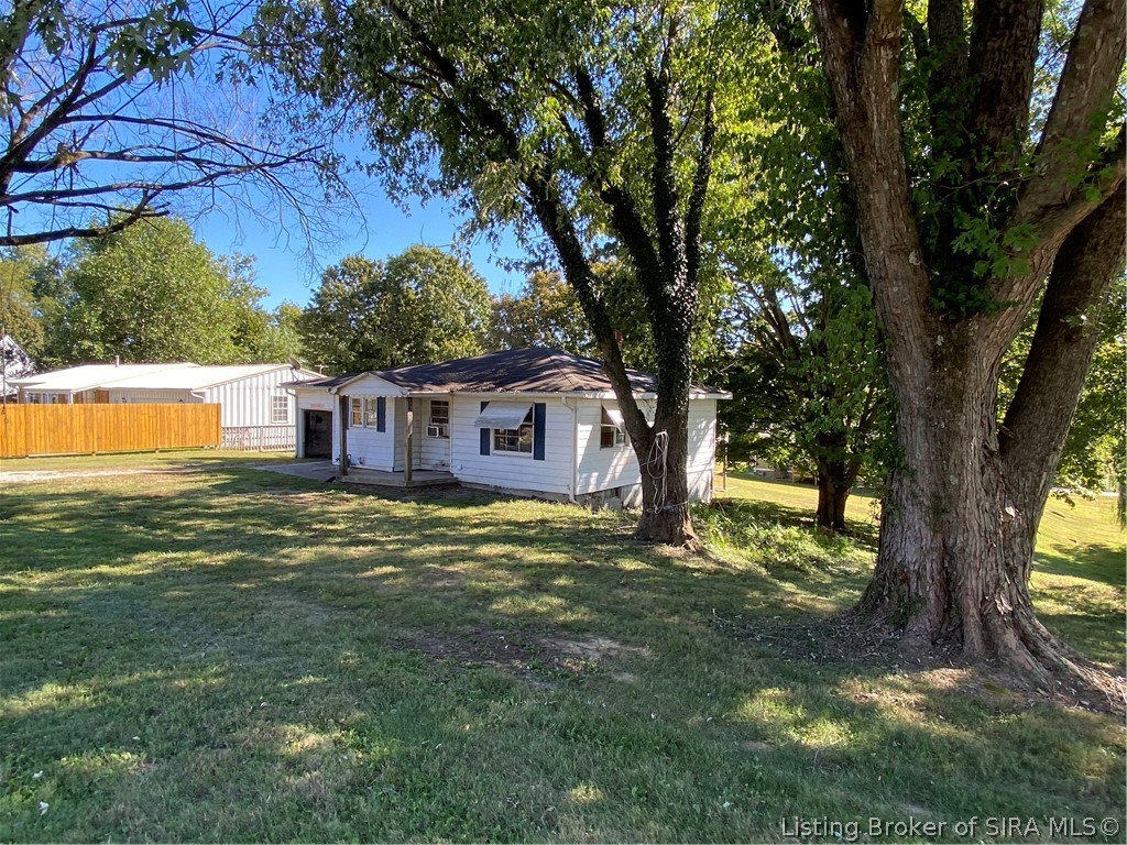 901 Highland Avenue Property Photo 4