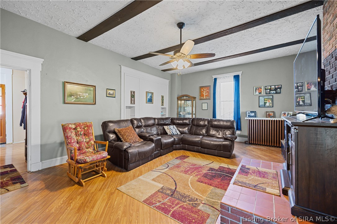 3141 E Burn Road Property Photo 5
