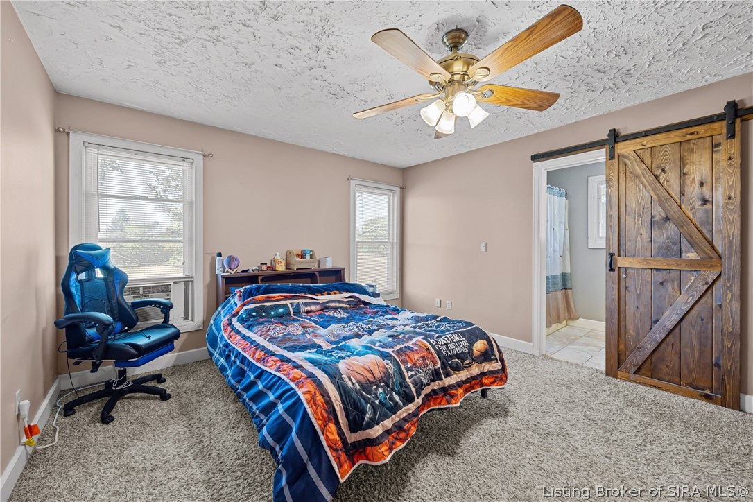 3141 E Burn Road Property Photo 17