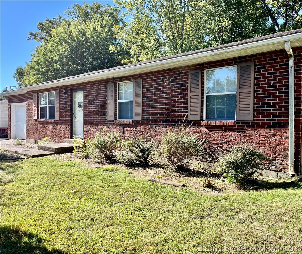 106 West Drive Property Photo 1