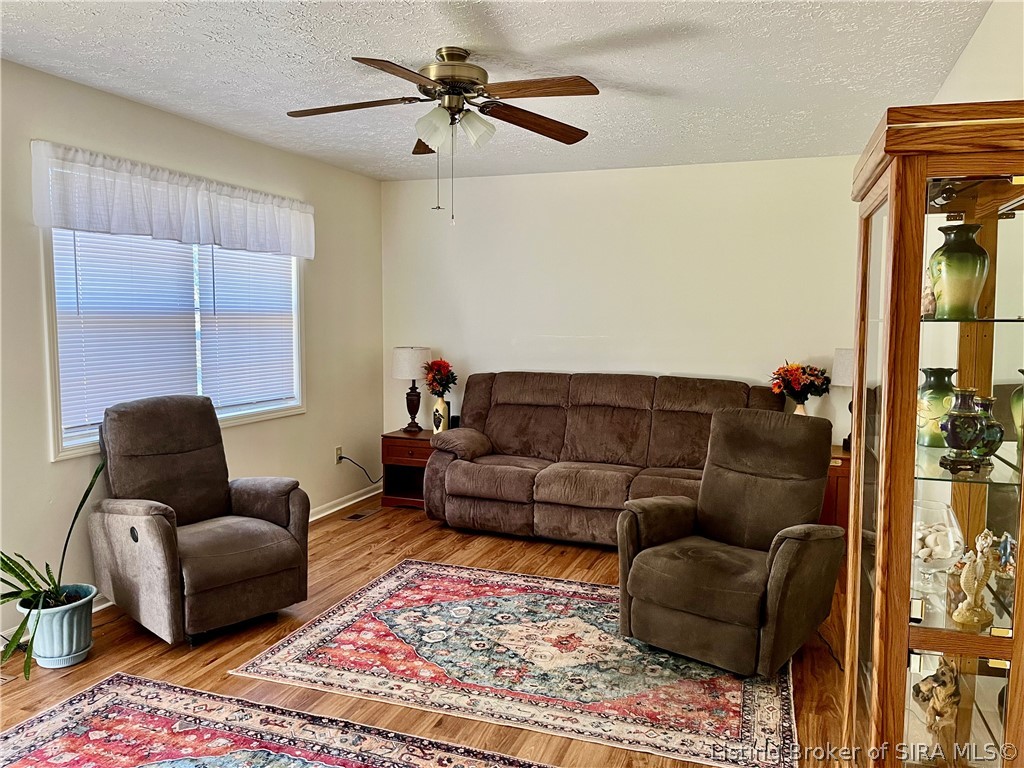 106 West Drive Property Photo 3