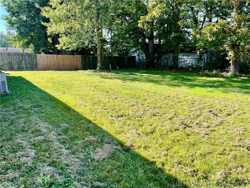 106 West Drive Property Photo 24