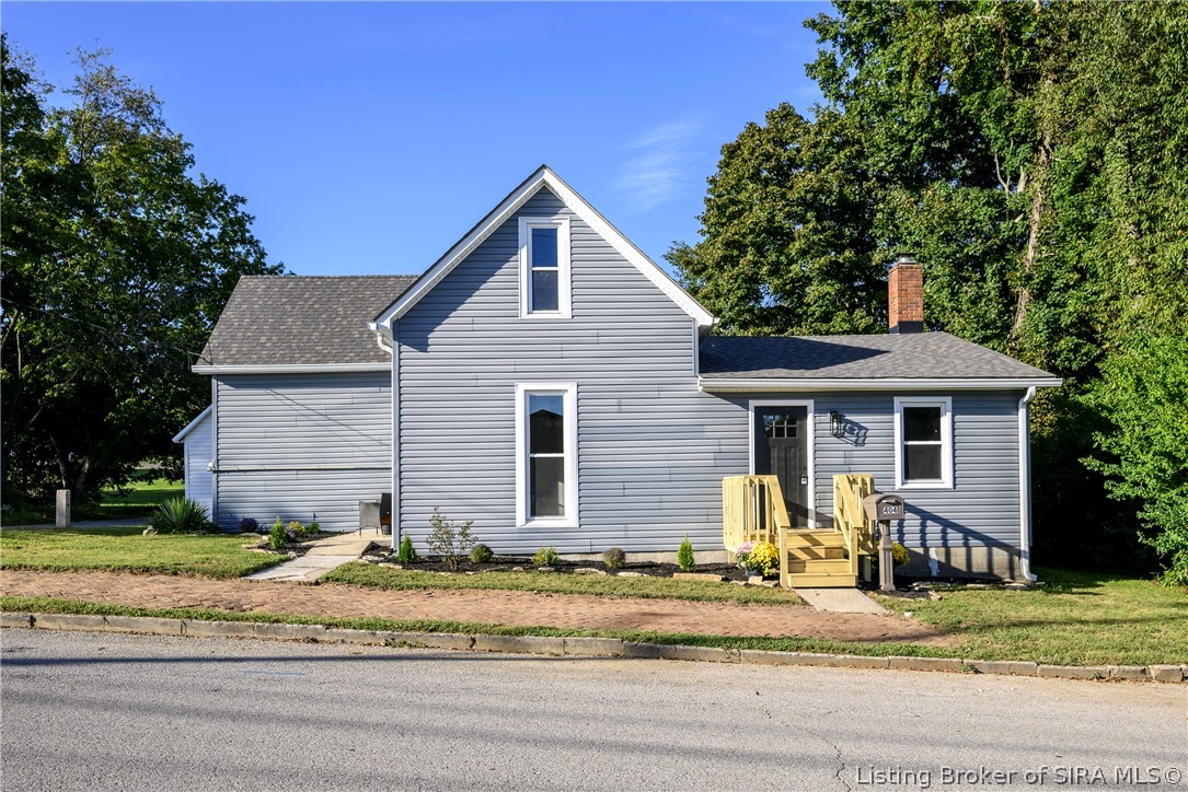 404 E Mulberry Street Property Photo 1
