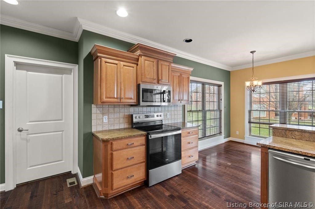 3028 Crystal Lake Drive Property Photo 27