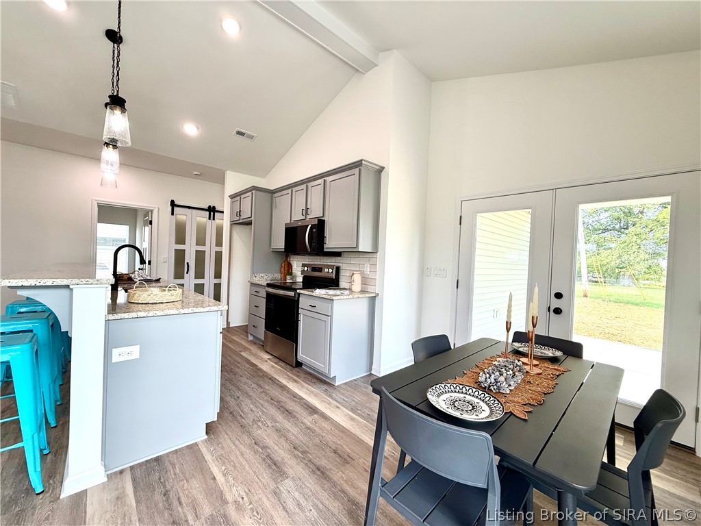 15012 Railroad Street Property Photo 12
