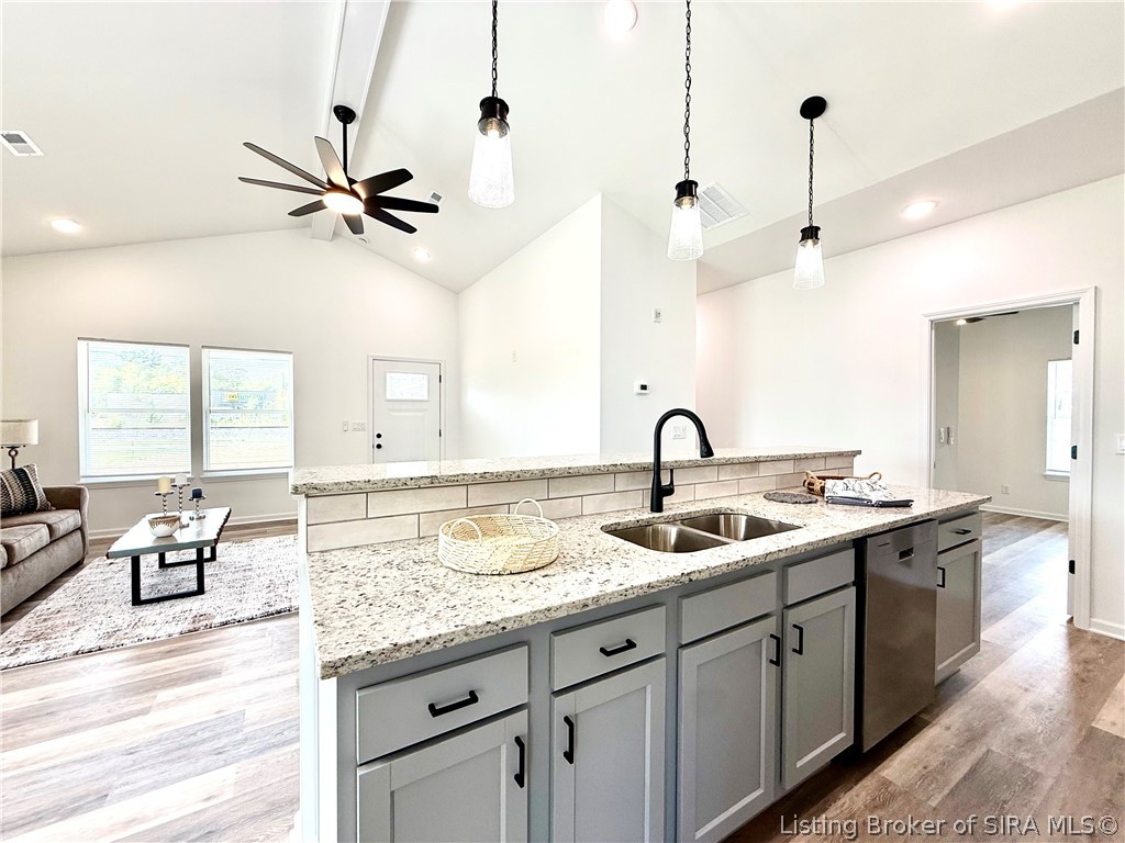 15012 Railroad Street Property Photo 15