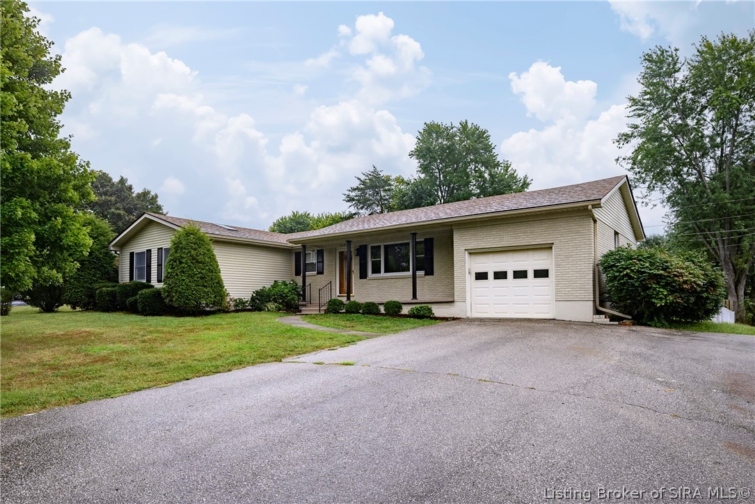 9185 Nina Drive Property Photo 1