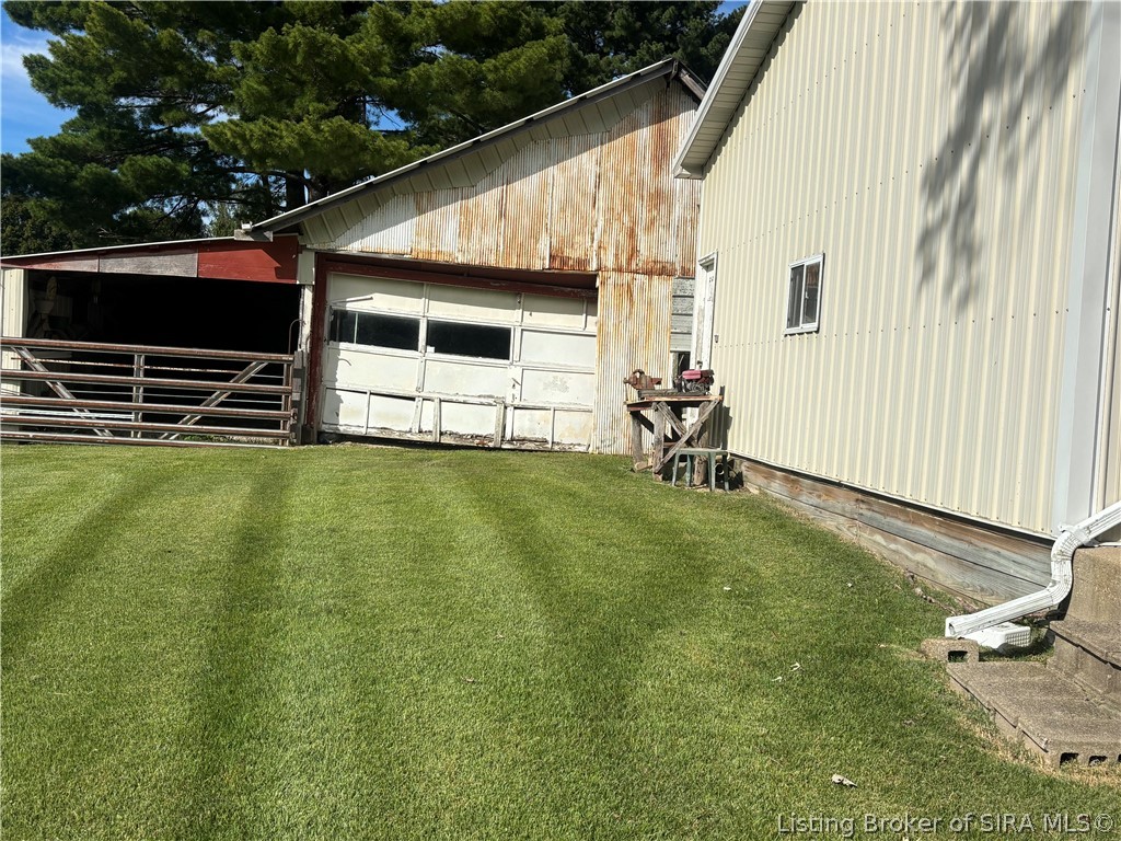 7836 W Deich Road Property Photo 5