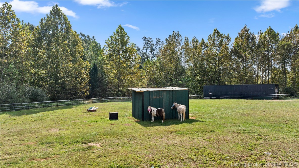 1119 N Greenbriar Drive Property Photo 10