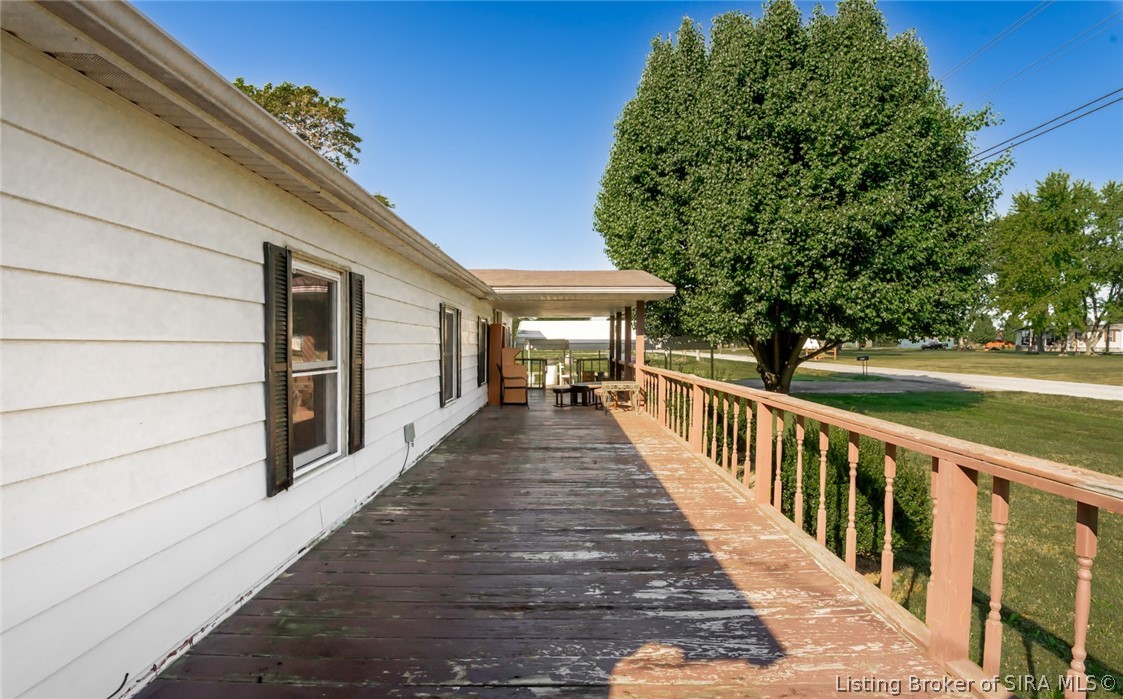 824 E Marshfield Road Property Photo 4