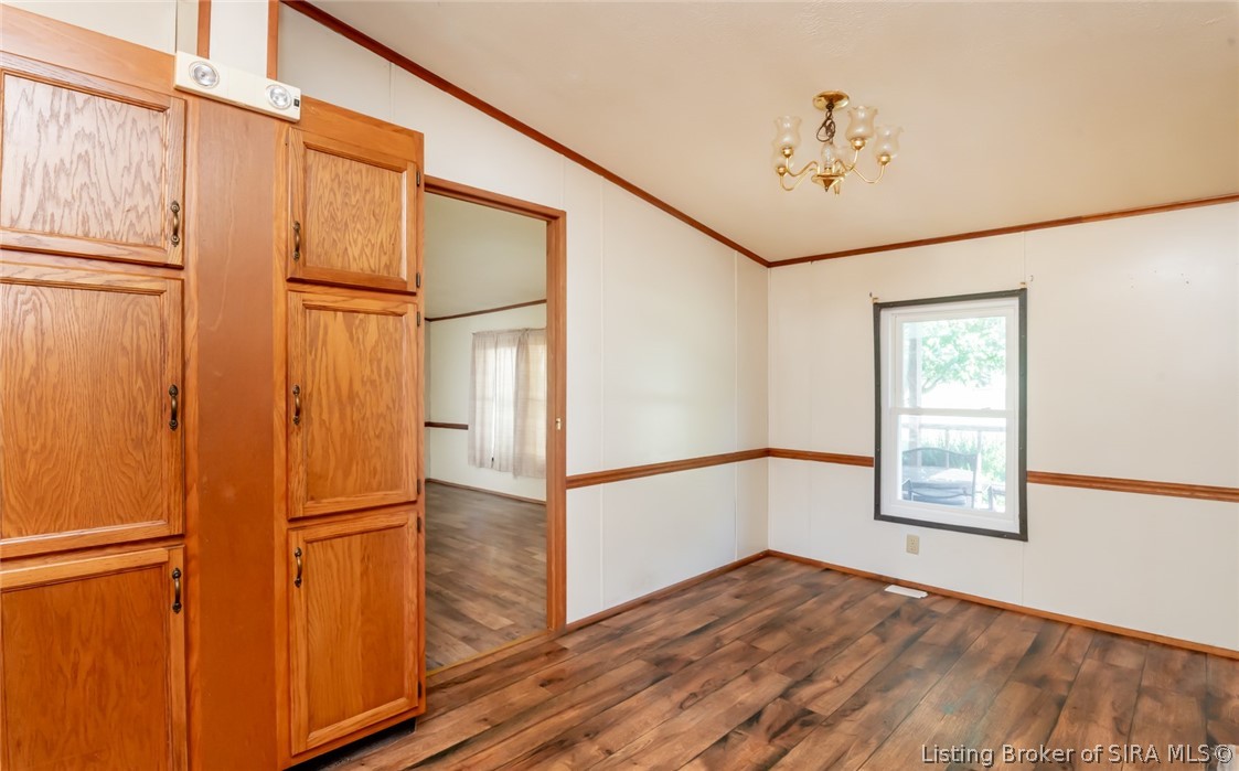 824 E Marshfield Road Property Photo 17