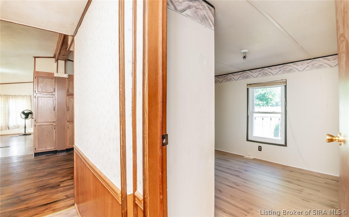 824 E Marshfield Road Property Photo 23